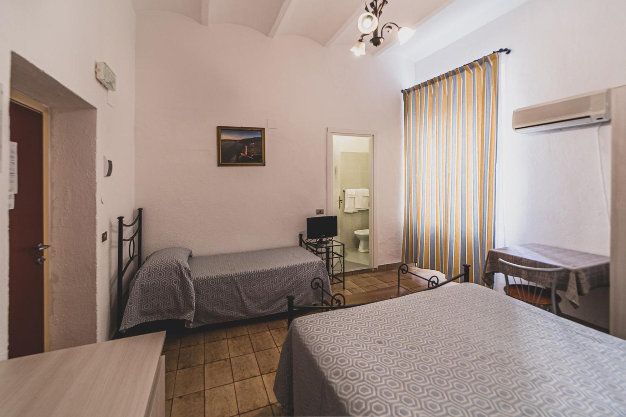 Hotel Alfiero Porto Santo Stefano  Ruang foto