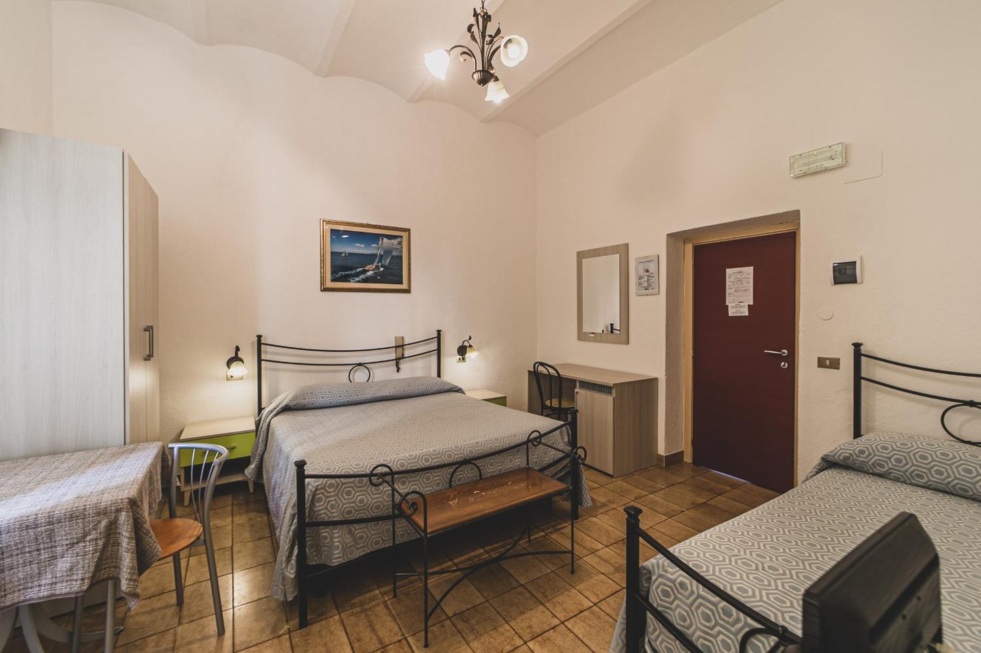 Hotel Alfiero Porto Santo Stefano  Ruang foto